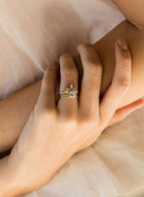 Load image into Gallery viewer, Diamond Sun Ring
