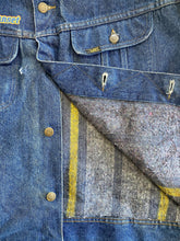 Load image into Gallery viewer, HOMEGROWN Vintage Jacket
